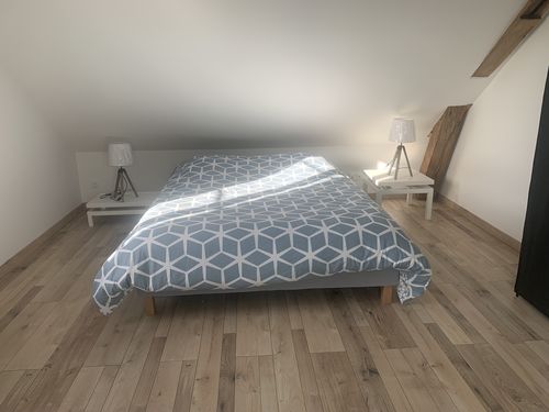 Chambre 3, vue depuis le pied du lit